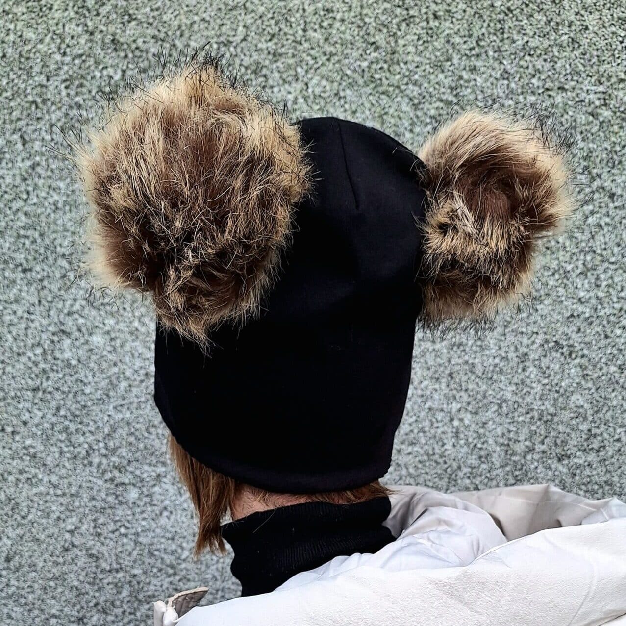 Damenhauben aus Samt – Bild 4