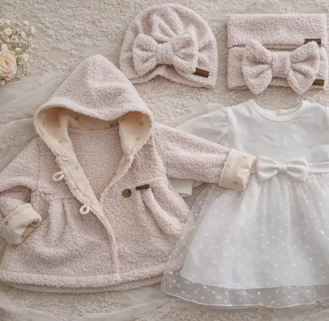 Taufjäckchen Bouclé – Bild 4